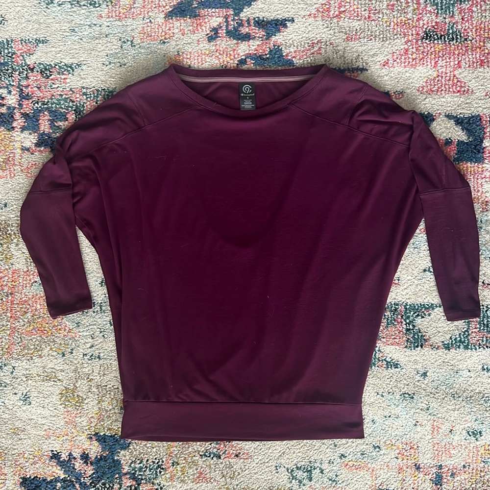 FABLETICS Dolman style keyhole back top